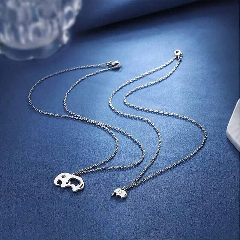 Adorable Mother-Daughter Elephant Necklace Set