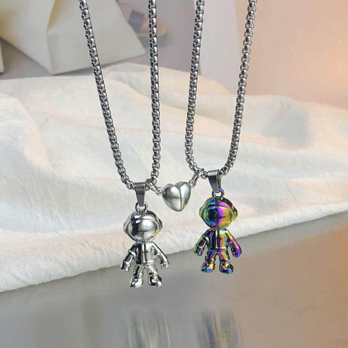 Astronaut Magnetic Distance Necklace