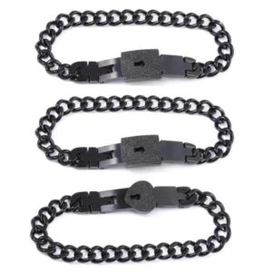 Lock Each Others Bracelets for 3 BFF