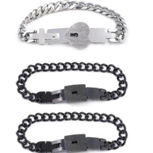 Lock Each Others Bracelets for 3 BFF