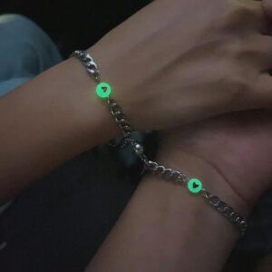 2pcs Magnetic Bracelets Glow in the Dark